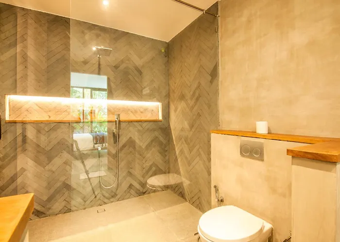 New 4Br Villa 200M To The Beach Canggu