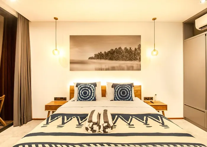 New 4Br Villa 200M To The Beach Canggu *