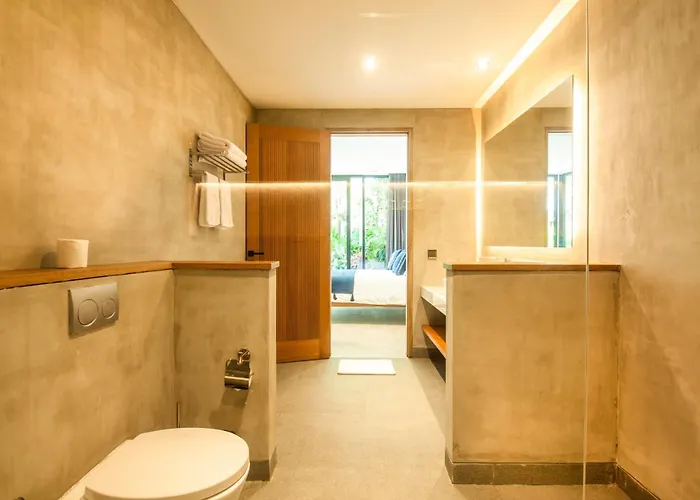 New 4Br Villa 200M To The Beach Canggu 别墅 坎古