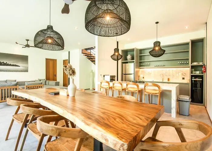 New 4Br Villa 200M To The Beach Canggu 别墅 *