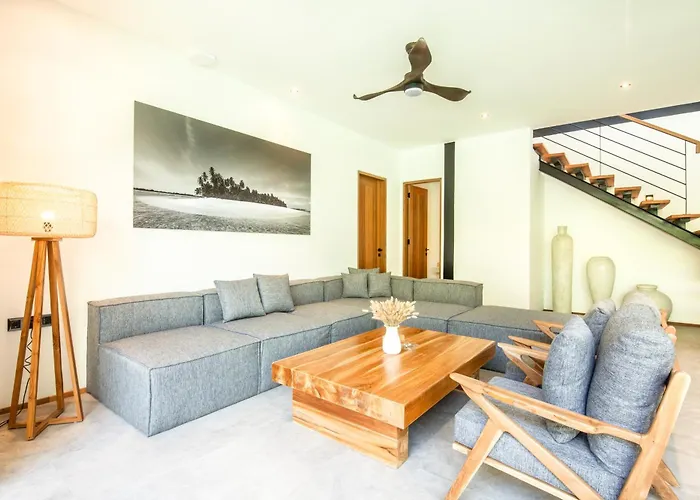 New 4Br Villa 200M To The Beach Canggu 别墅 坎古