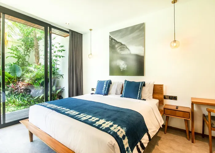 New 4Br Villa 200M To The Beach Canggu *