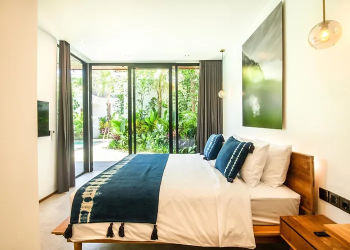 New 4Br Villa 200M To The Beach Canggu 坎古