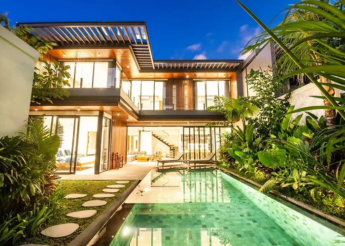 New 4Br Villa 200M To The Beach Canggu 别墅